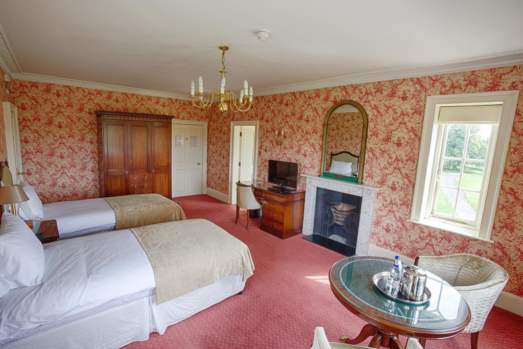 Donnington Grove Pension Newbury  Buitenkant foto