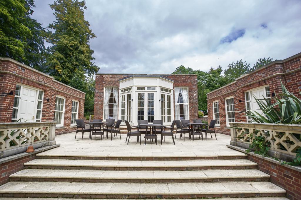 Donnington Grove Pension Newbury  Buitenkant foto