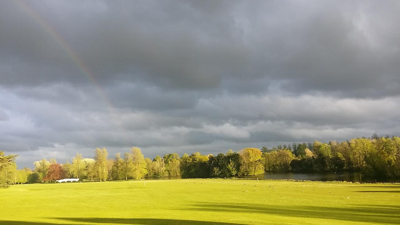 Donnington Grove Pension Newbury  Buitenkant foto